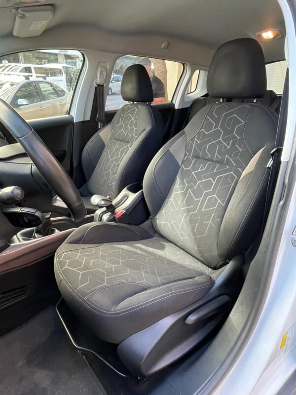 PEUGEOT 2008 Style 1.6 BlueHDi 100 5p.