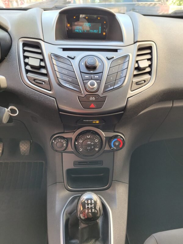 FORD Fiesta 5 puertas