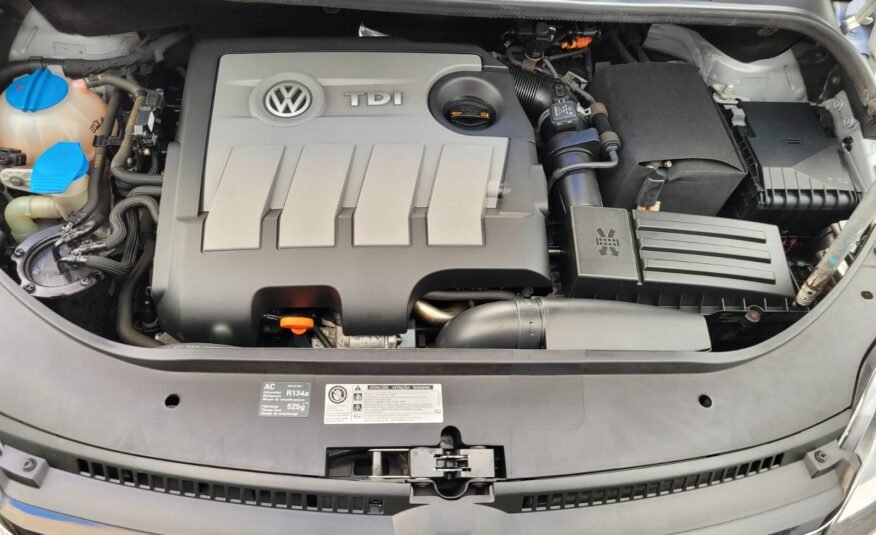 VOLKSWAGEN Golf Plus 1.6 TDI 105cv DPF Sport 5p.