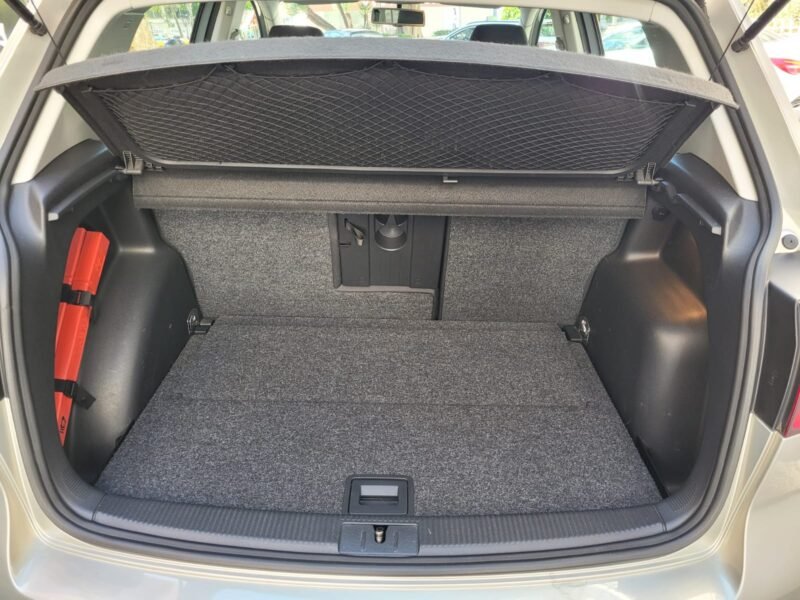 VOLKSWAGEN Golf Plus 1.6 TDI 105cv DPF Sport 5p.