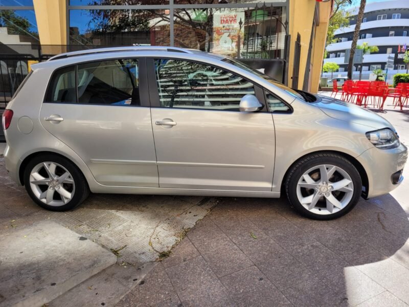 VOLKSWAGEN Golf Plus 1.6 TDI 105cv DPF Sport 5p.