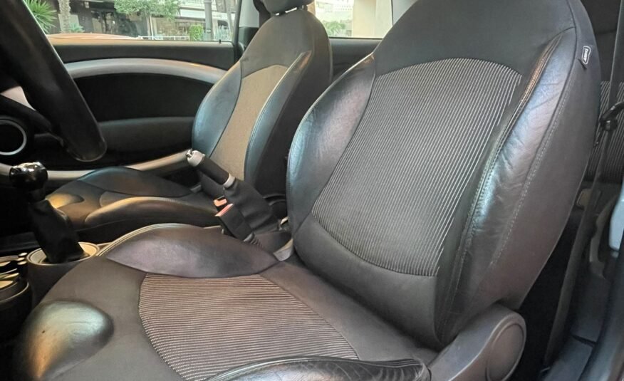 MINI Cooper One 1.6 R56 3p.