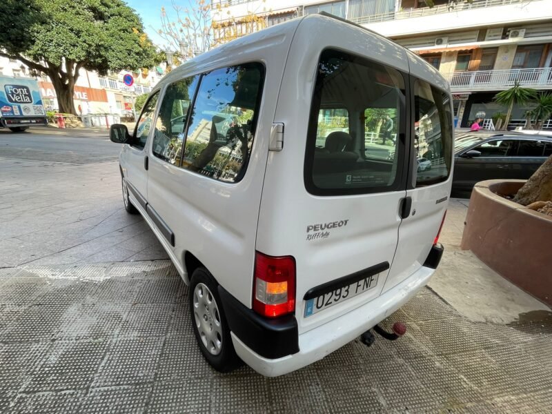 PEUGEOT Partner Totem 1.6 HDi