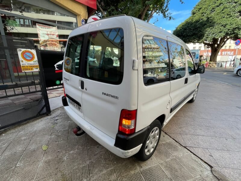 PEUGEOT Partner Totem 1.6 HDi