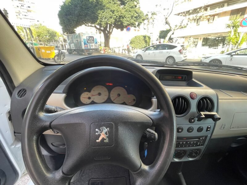 PEUGEOT Partner Totem 1.6 HDi