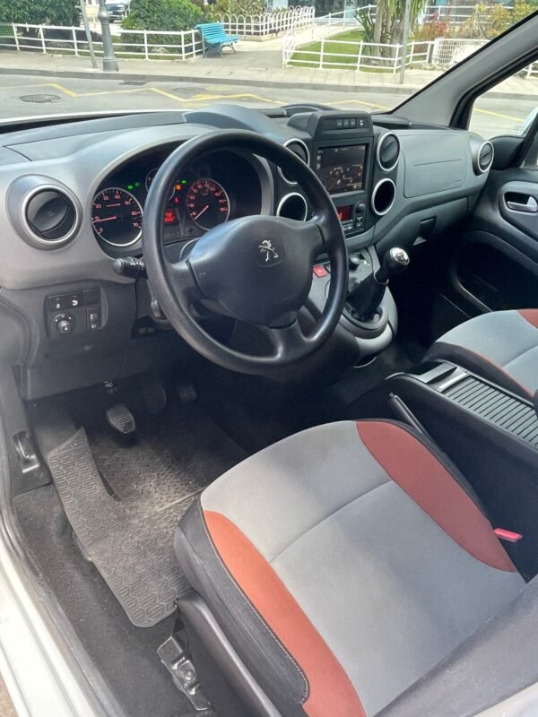 PEUGEOT Partner TEPEE Style 1.6 BlueHDi 100 5p.