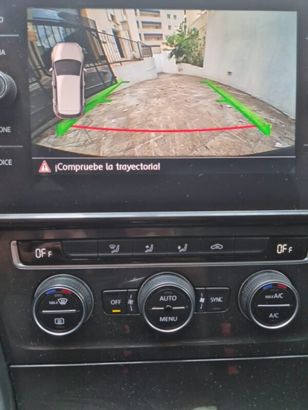 VOLKSWAGEN Golf ADVANCE 1.6 TDI