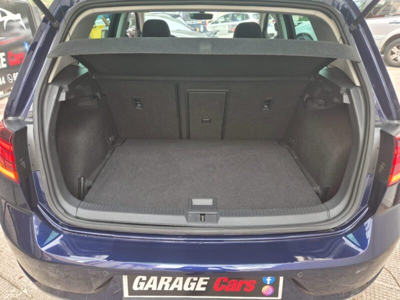 VOLKSWAGEN Golf ADVANCE 1.6 TDI