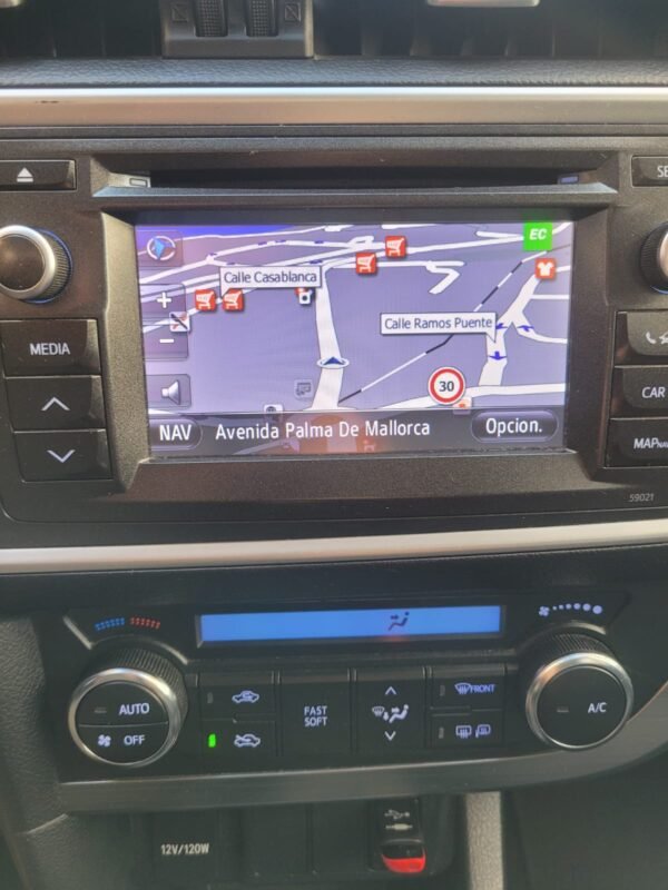 TOYOTA AURIS TOURING SPORT ACTIVE