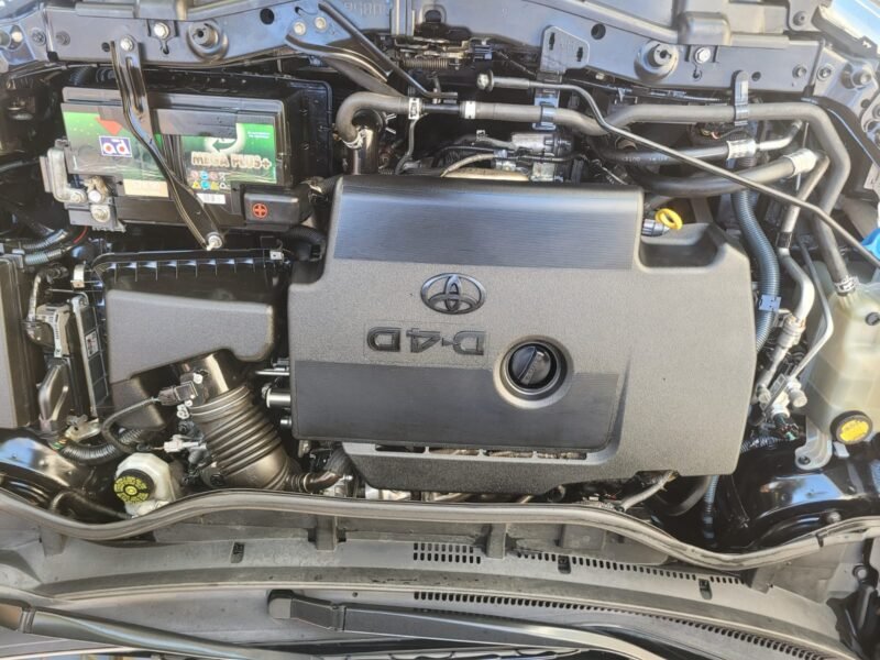 TOYOTA AURIS TOURING SPORT ACTIVE