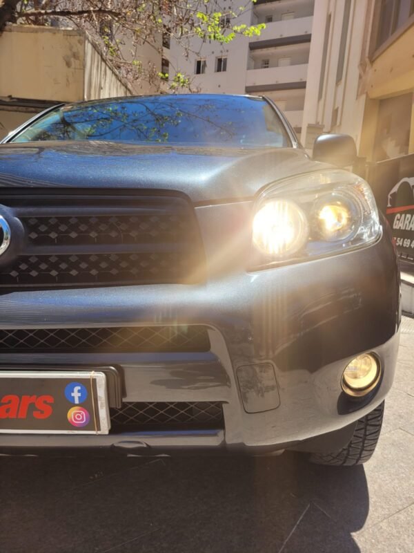 TOYOTA RAV4 2,2 D EXECUTIVE