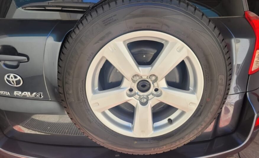 TOYOTA RAV4 2,2 D EXECUTIVE