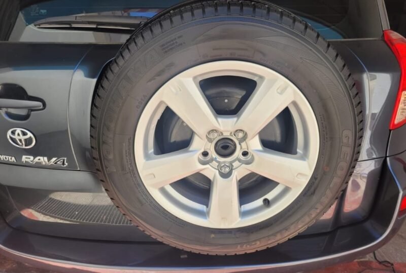 TOYOTA RAV4 2,2 D EXECUTIVE