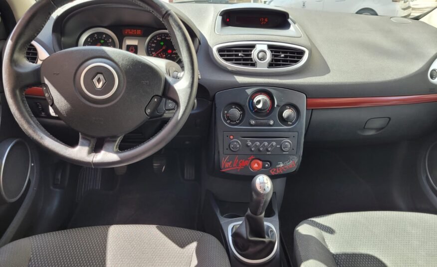 RENAULT Clio RIPCURL 1.2