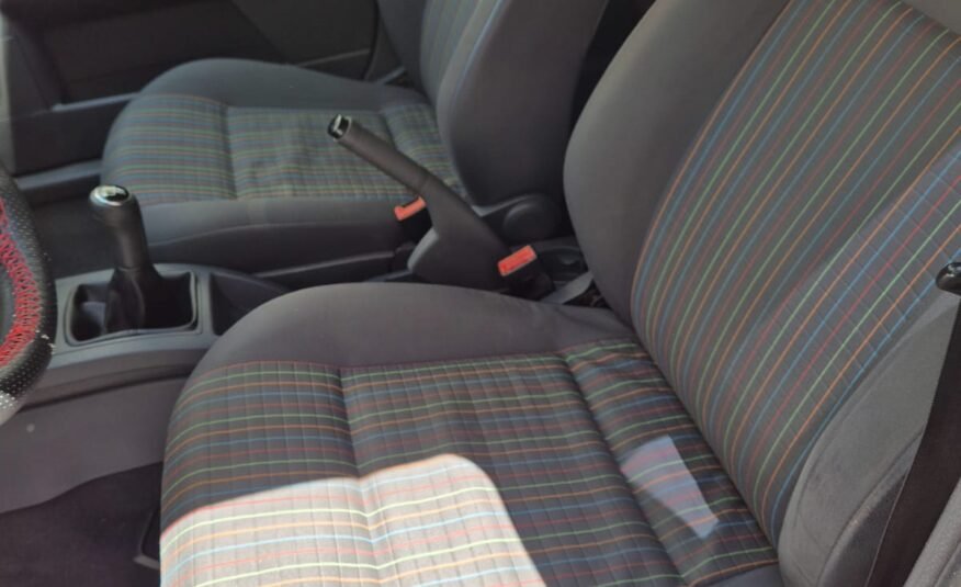 VOLKSWAGEN POLO 1.4 75 cv