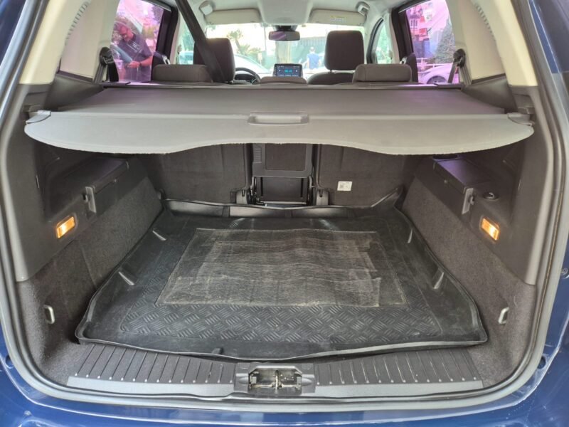 FORD Grand Cmax TREND