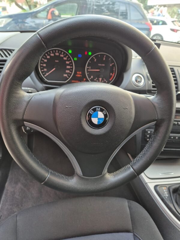 BMW SERIE 1 118