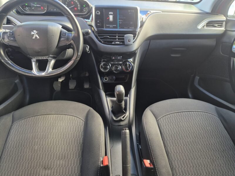 PEUGEOT 208 Style 1.6 BlueHDi