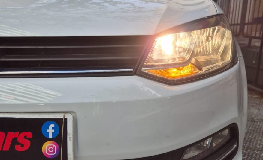 VOLKSWAGEN POLO Advance 1.2 tsi