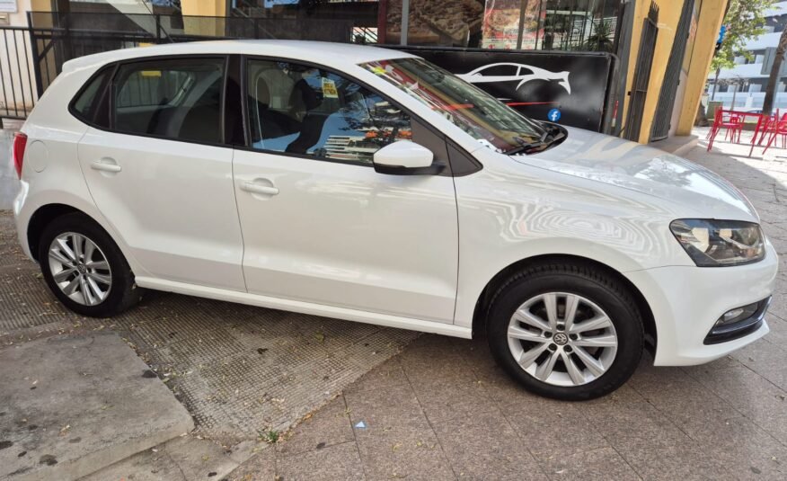 VOLKSWAGEN POLO Advance 1.2 tsi
