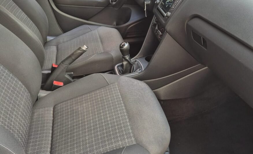 VOLKSWAGEN POLO Advance 1.2 tsi