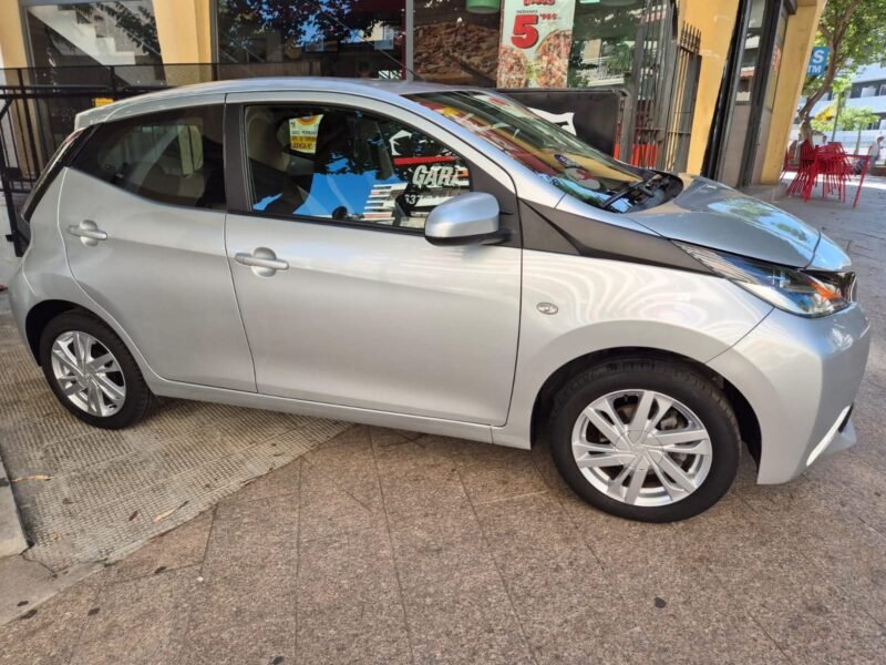TOYOTA Aygo Xplay