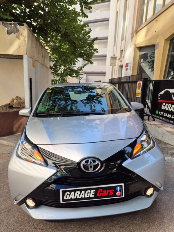 TOYOTA Aygo Xplay