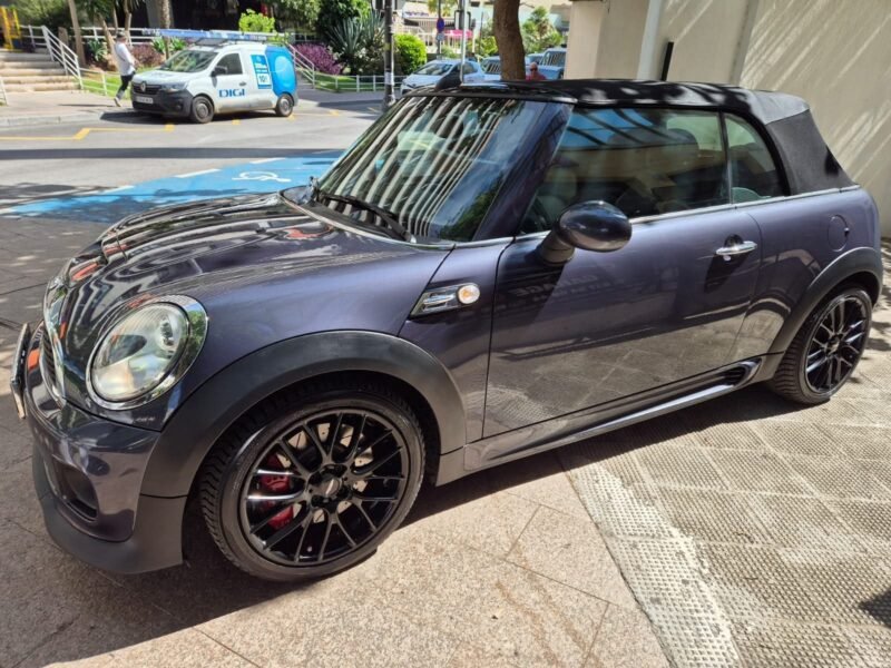 MINI Cooper John Works