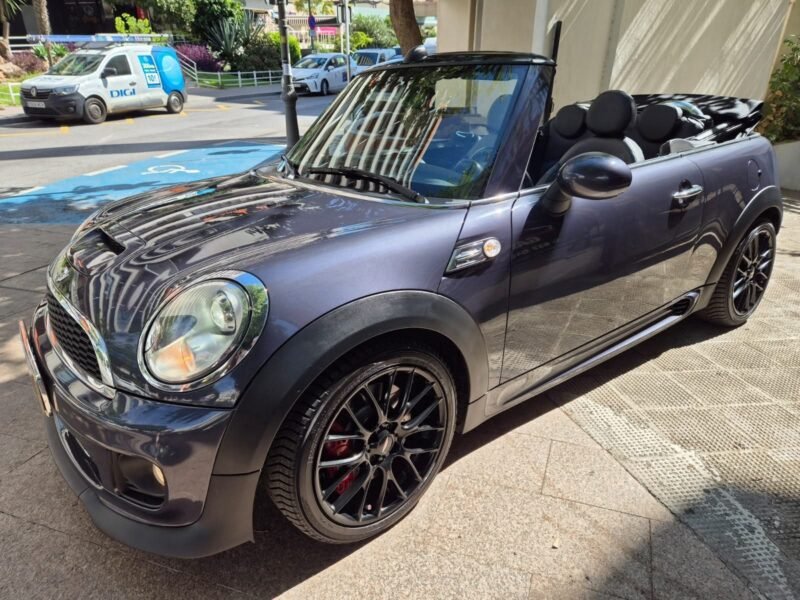 MINI Cooper John Works