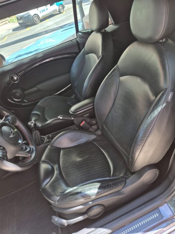 MINI Cooper John Works