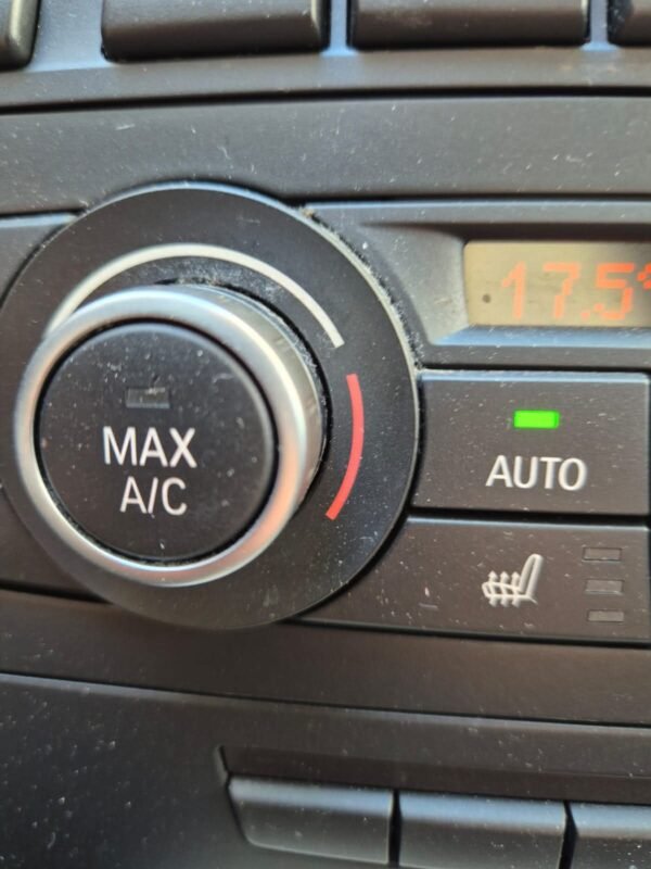 BMW SERIE 1 Coupe 118 d