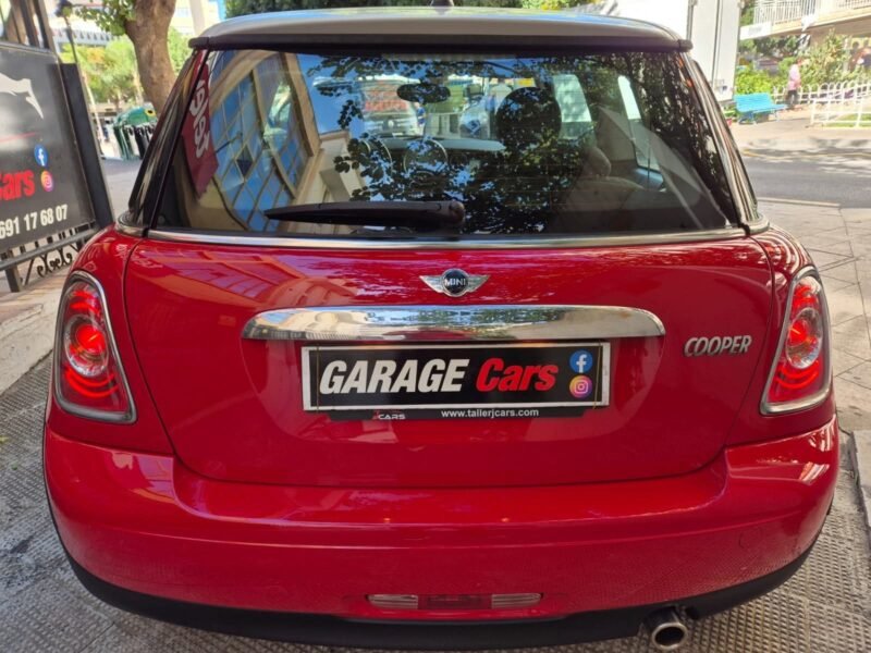 MINI Cooper 1.6