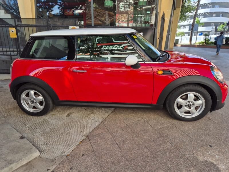 MINI Cooper 1.6