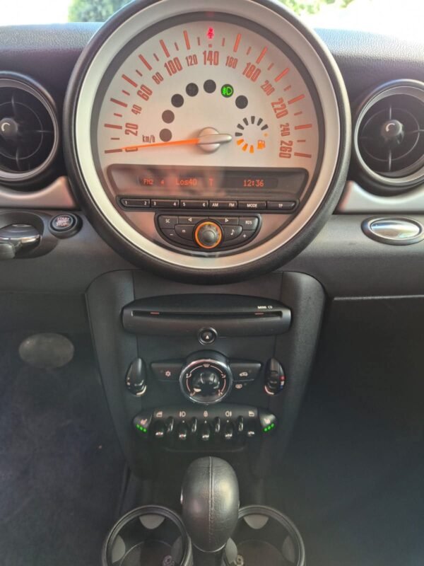 MINI Cooper 1.6