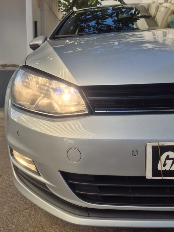 VOLKSWAGEN Golf VII ADVANCE 1.6 TDI