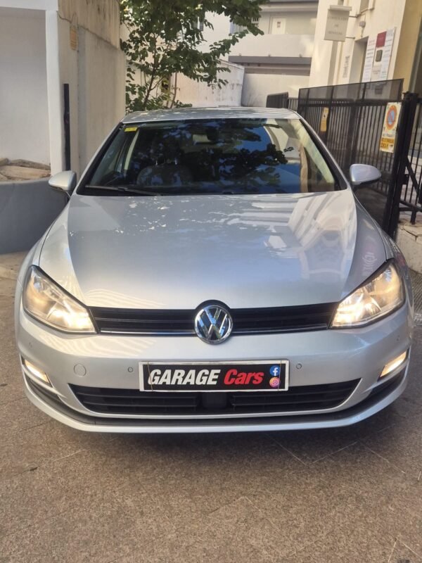 VOLKSWAGEN Golf VII ADVANCE 1.6 TDI