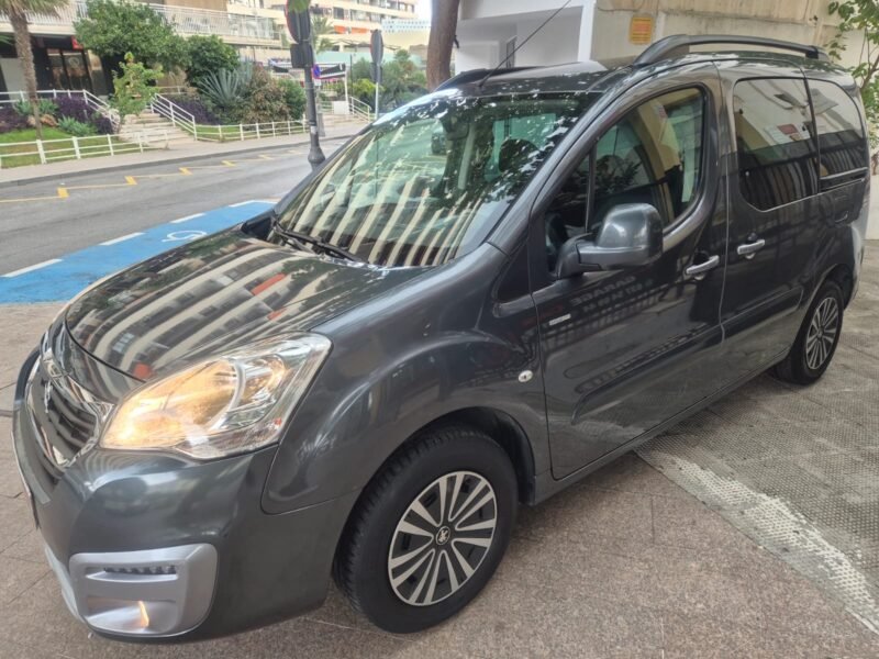 PEUGEOT Partner Tepee Style 1.6 hdi