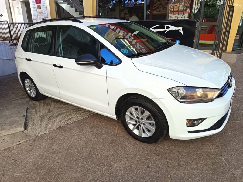VOLKSWAGEN Golf Sportvan Advance 1.6 Diesel