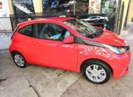 TOYOTA Aygo X play