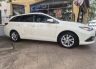 TOYOTA Auris Touring Active