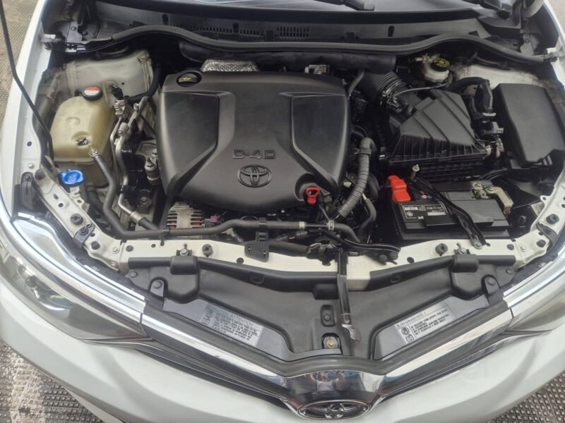 TOYOTA Auris Touring Active