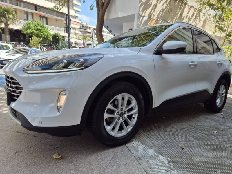 FORD Kuga 1.5 ecoblue titanium