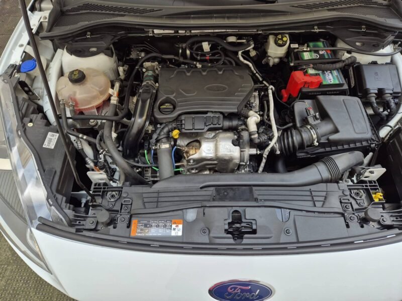 FORD Kuga 1.5 ecoblue titanium