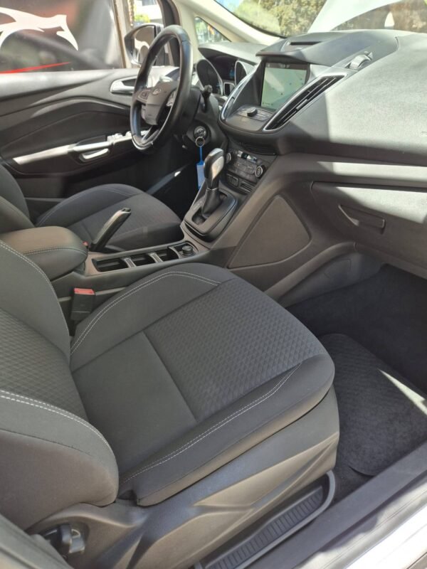 FORD CMax TITANIUM