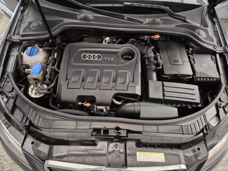 AUDI A3 2.0 tdi Sportback s-tronic ambiente